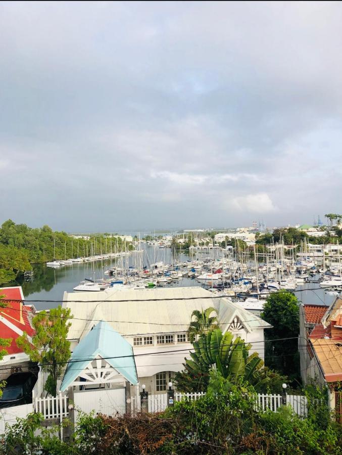 Chambre D'Hotes Mai Tai 4 Personnes Bas Du Fort 哥西尔 外观 照片