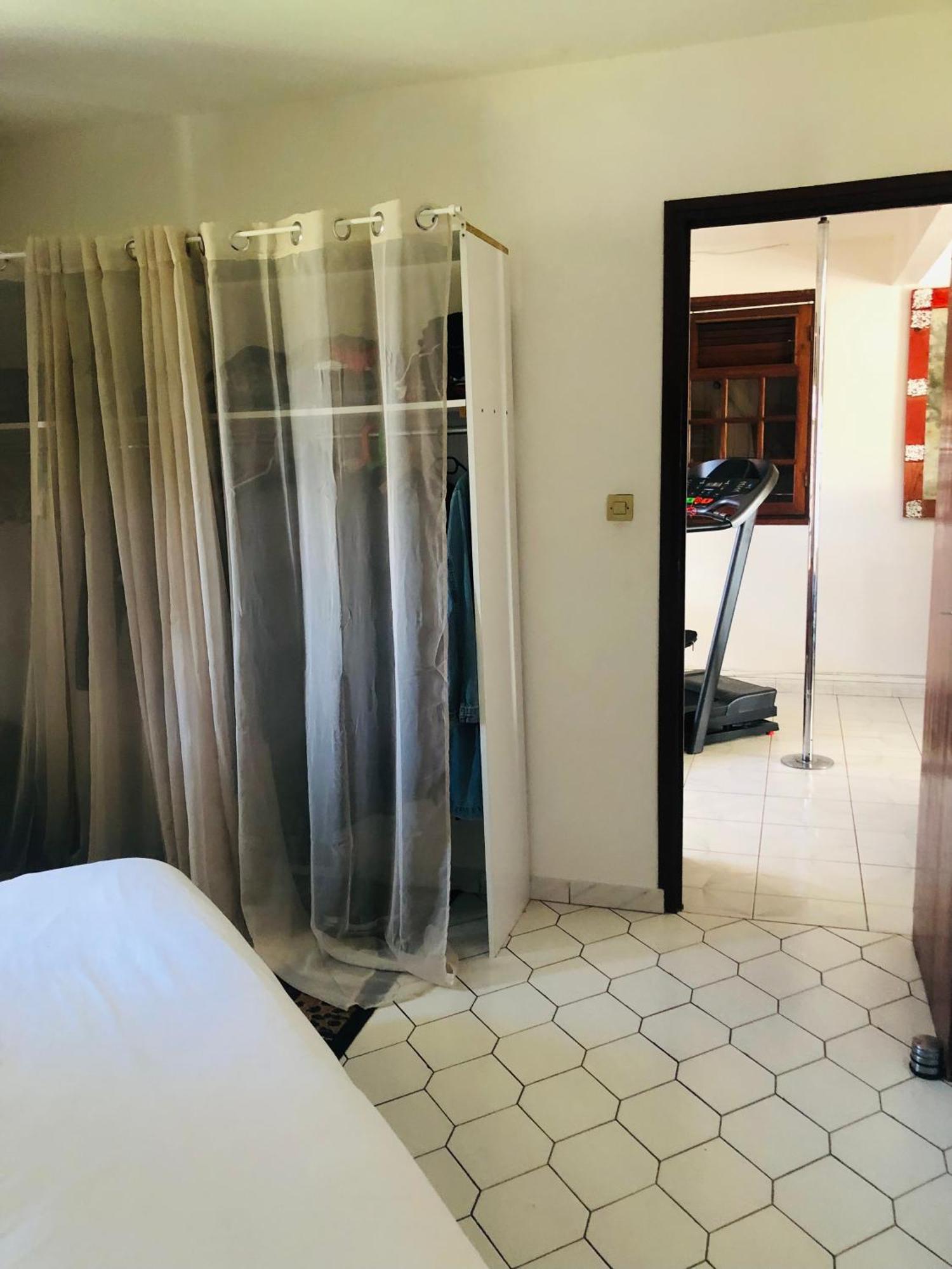 Chambre D'Hotes Mai Tai 4 Personnes Bas Du Fort 哥西尔 外观 照片